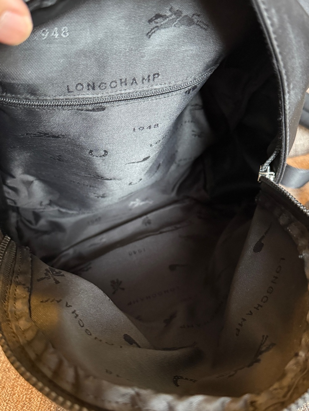 Authentic Longchamp backpack - Picture 11 of 15